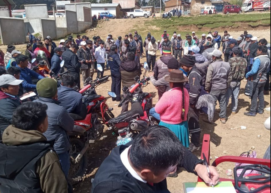 RECUPERAN MOTOCICLETAS ROBADAS Y DETIENEN A IMPLICADOS EN ANDAHUAYLAS DURANTE OPERATIVO CONJUNTO
